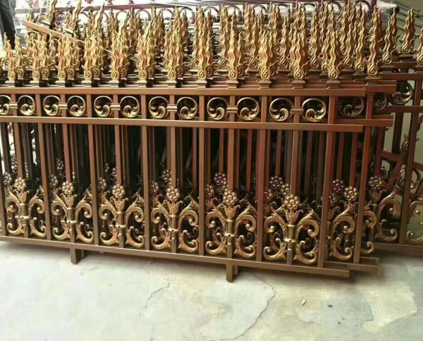 鋁藝護(hù)欄有哪些常見(jiàn)的應(yīng)用？