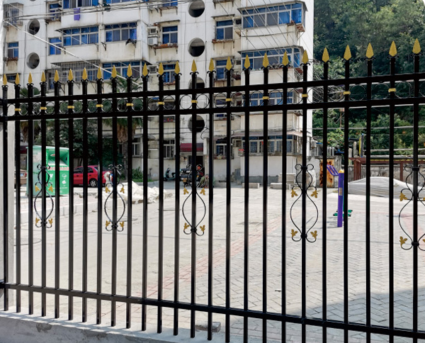 十堰鐵藝護(hù)欄的維護(hù)常識(shí)是什么？